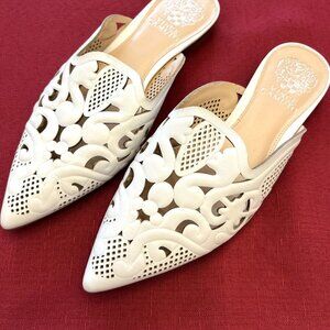 Women's Vince Camuto Meekel White Pointed Toe Flats Size 7